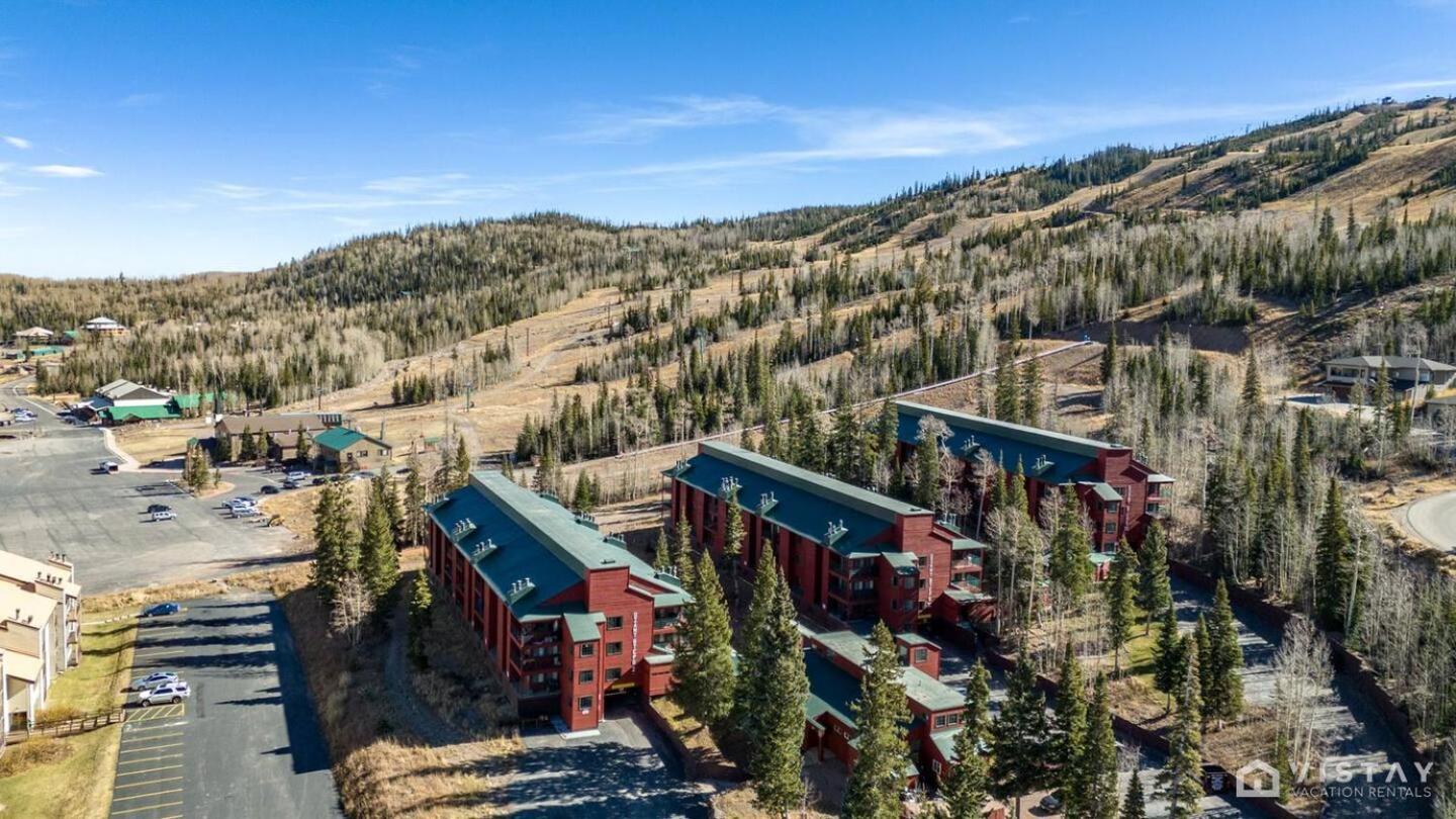 Giant Steps #43 W Hot Tub, Sauna, And Game Room! Brian Head Esterno foto